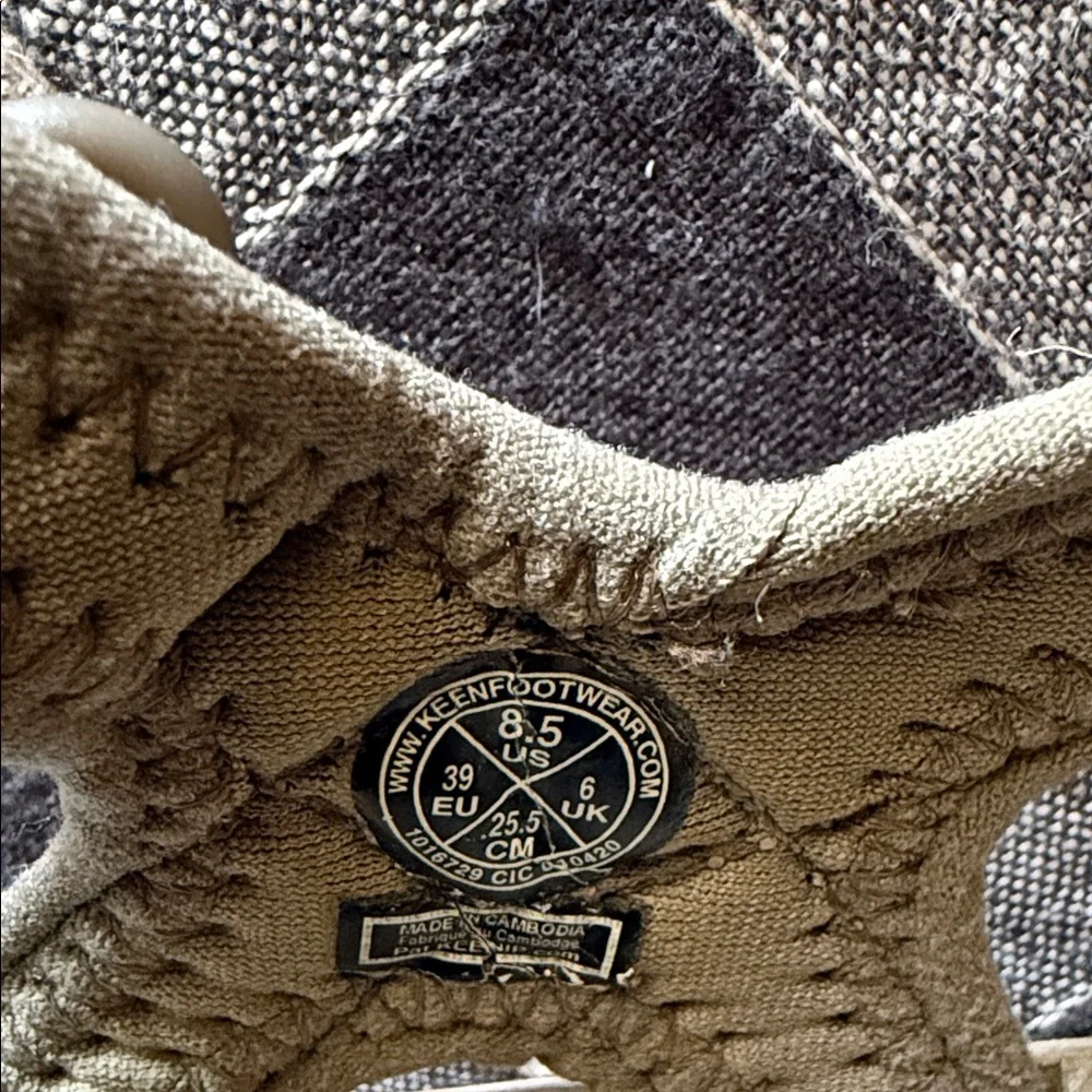 KEEN Rose Women's Sandal in Taupe size 8 .5